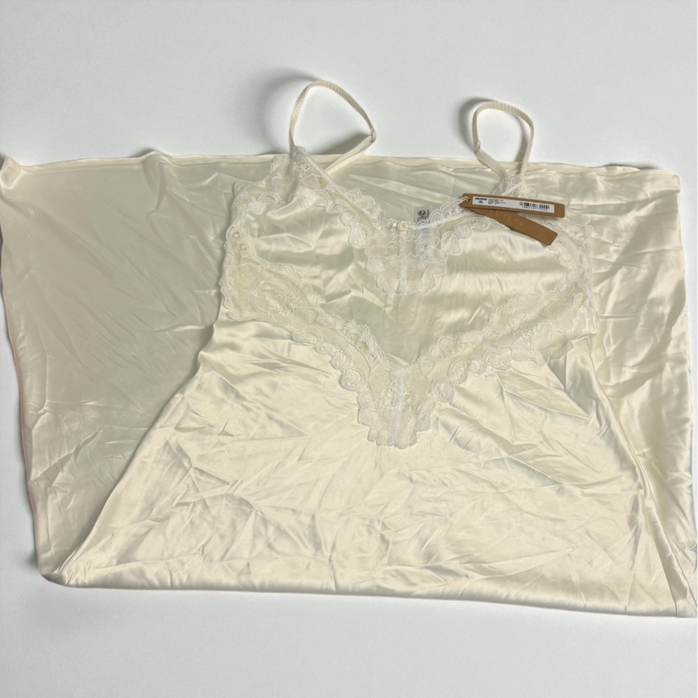 SKIMS White Lace-Trim Midi Slip Dress - Picture 11 of 11